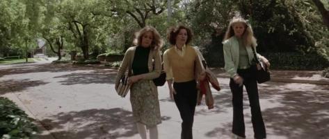 laurie lynda annie.jpg